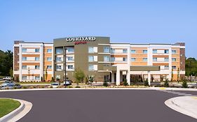 Courtyard By Marriott Hot Springs